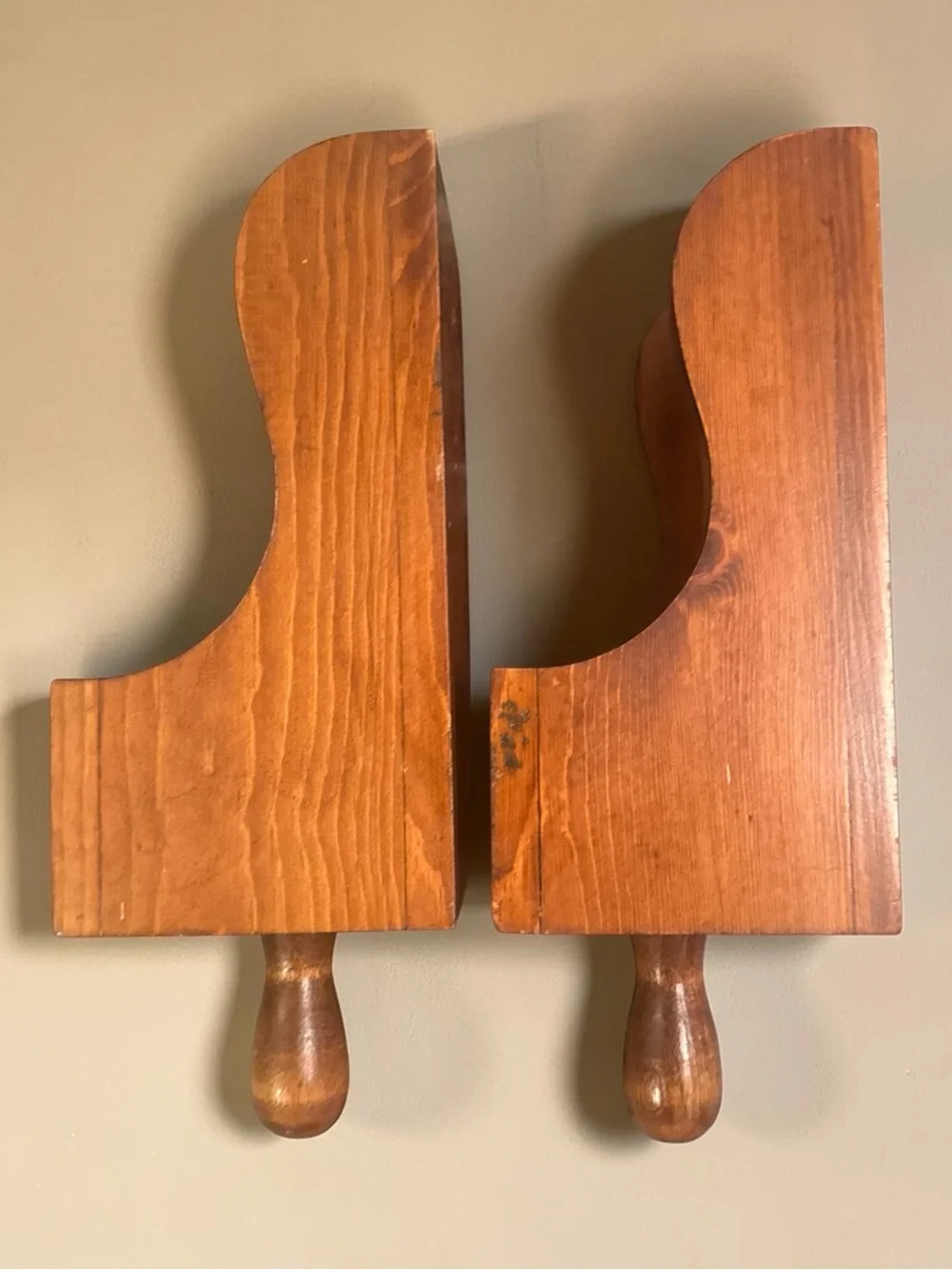 Pair Wooden Colonial Primitive Farmhouse Scoop Style Candle Holders Boxes